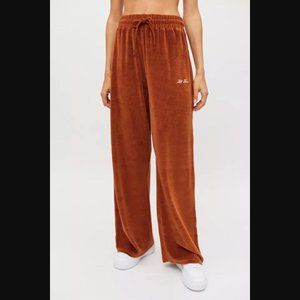 NWOT Urban Outfitters/iets frans… Brown Velour Wide Leg Pant